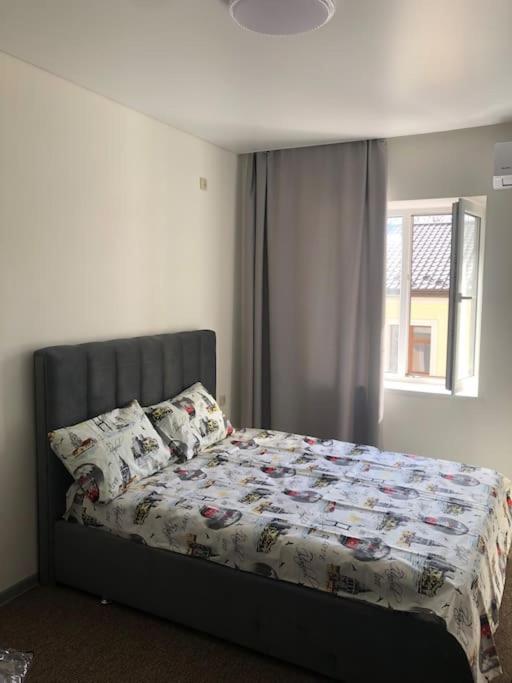 Apartment On Zarwanska Street Kamianets Podilskyi Bagian luar foto